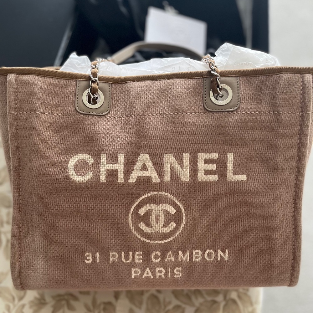 Chanel Deauville Shopping Tote - Picture 4 of 5